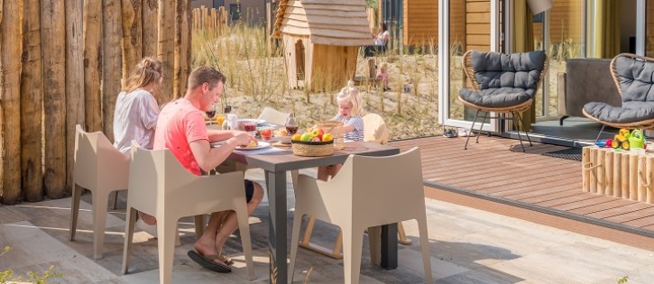 Zeepaard chalet terras (2) verkleind.jpg